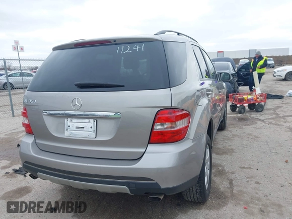 2006 Mercedes-Benz M 350 with VIN 4JGBB86E46A046269, listed as a IAAI auction lot 41561966 with 117,012 mi miles and . Bid and sale history available at DreamBid. Image 4.