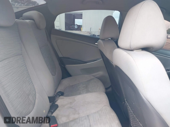 2016 Hyundai Accent SE z VIN KMHCT4AE6GU123161, wystawiony jako IAAI lot #39972957 z przebiegiem 133 416 mil mil oraz . Historia ofert i sprzedaży dostępna na DreamBid. Obrazek 8.