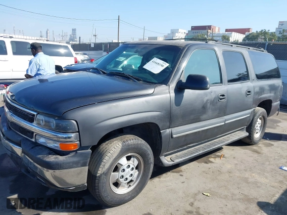 2002 Chevrolet Suburban LS with VIN 3GNEC16T72G305456, listed as a IAAI auction lot 41668190 with 1 mi miles. Bid and sale history available at carsss.com. Image 2.
