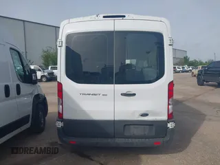 2018 Ford Transit Passenger XL z VIN 1FMZK1CM1JKA17249, wystawiony jako IAAI lot #42143530 z przebiegiem 218 425 mil mil oraz . Historia ofert i sprzedaży dostępna na DreamBid. Obrazek 16.