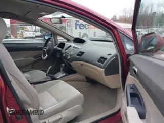 2009 Honda Civic LX z VIN 1HGFA16529L000403, wystawiony jako IAAI lot #41817223 z przebiegiem 85 775 mil mil oraz . Historia ofert i sprzedaży dostępna na DreamBid. Obrazek 5.