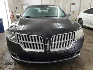 2011 Lincoln MKZ with VIN 3LNHL2JC2BR761139, listed as a Copart auction lot 60411425 with 140,727 mi miles and Salvage title. Bid and sale history available at DreamBid. Image 5.
