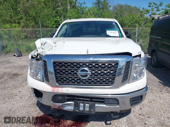 2018 Nissan Titan XD SV with VIN 1N6BA1F46JN526690, listed as a IAAI auction lot 41989215 with 129,626 mi miles. Bid and sale history available at carsss.com. Image 6.