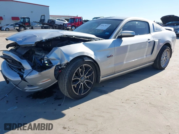 2013 Ford Mustang GT with VIN 1ZVBP8CF5D5232781, listed as a IAAI auction lot 40917812 with 130,447 mi miles. Bid and sale history available at carsss.com. Image 2.
