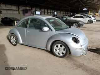 2003 Volkswagen New Beetle Coupe GLS with VIN 3VWCK21CX3M434601, listed as a Copart auction lot 44244875 with 77,888 mi miles and Salvage Title. Bid and sale history available at carsss.com. Image 4.