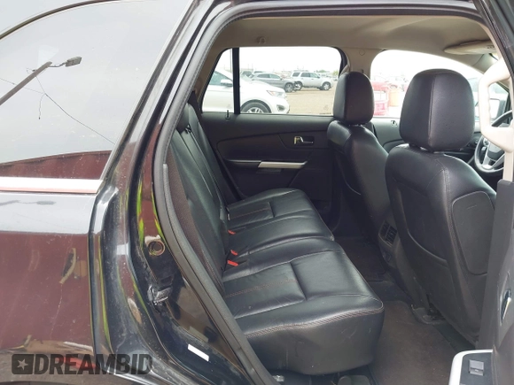 2014 Ford Edge Limited with VIN 2FMDK3KC2EBA30462, listed as a IAAI auction lot 42046199 with 134,812 mi miles. Bid and sale history available at carsss.com. Image 8.