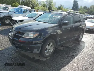 2003 Mitsubishi Outlander XLS with VIN JA4LZ41GX3U063460, listed as a Copart auction lot 68744554 with 186,447 mi miles and Salvage Title. Bid and sale history available at carsss.com. Image 1.
