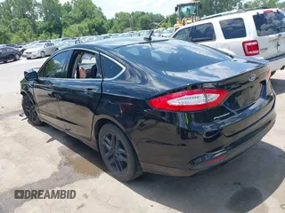 2016 Ford Fusion SE z VIN 1FA6P0HD4G5112316, wystawiony jako IAAI lot #42590912 z przebiegiem 111 204 mil mil oraz . Historia ofert i sprzedaży dostępna na DreamBid. Obrazek 3.