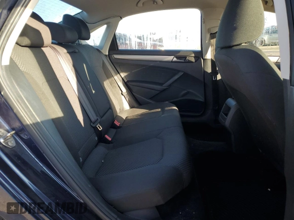 2015 Volkswagen Passat Limited Edition Edition z VIN 1VWAT7A38FC097398, wystawiony jako Copart lot #46146545 z przebiegiem 183 577 mil mil oraz Szkoda całkowita • Salvage title. Historia ofert i sprzedaży dostępna na DreamBid. Obrazek 10.