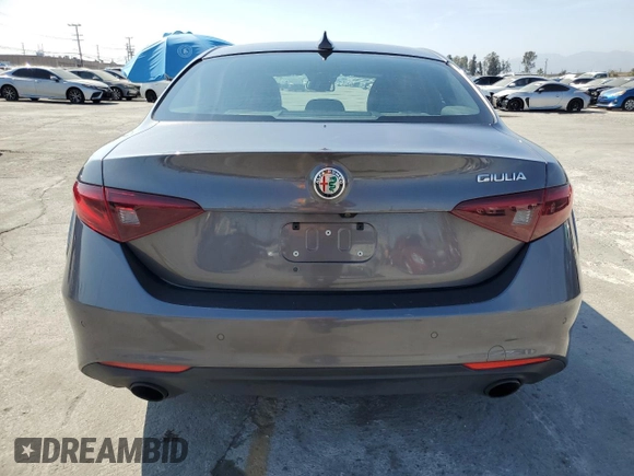 2022 Alfa Romeo Giulia with VIN ZARFAMAN9N7660163, listed as a Copart auction lot 60859815 with 33,912 mi miles and Salvage title. Bid and sale history available at DreamBid. Image 6.