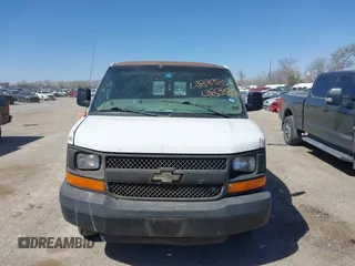 2008 Chevrolet Express Cargo Van with VIN 1GCGG25C381184266, listed as a IAAI auction lot 41833807 with 472,299 mi miles. Bid and sale history available at carsss.com. Image 12.