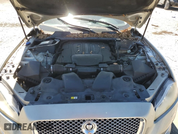 2012 Jaguar XJ XJL with VIN SAJWA2GB2CLV30212, listed as a Copart auction lot 49218185 with 145,932 mi miles and Clean title. Bid and sale history available at DreamBid. Image 11.