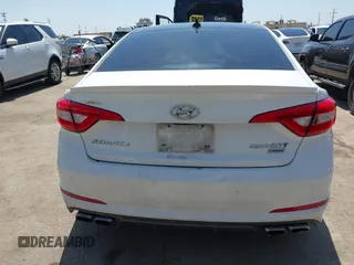 2015 Hyundai Sonata Sport with VIN 5NPE34ABXFH195251, listed as a IAAI auction lot 42002496 with 142,381 mi miles and . Bid and sale history available at carsss.com. Image 16.