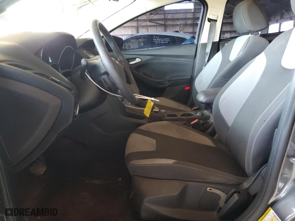 2014 Ford Focus SE with VIN 1FADP3K20EL363391, listed as a Copart auction lot 52556335 with 111,614 mi miles and Clean Title. Bid and sale history available at carsss.com. Image 7.
