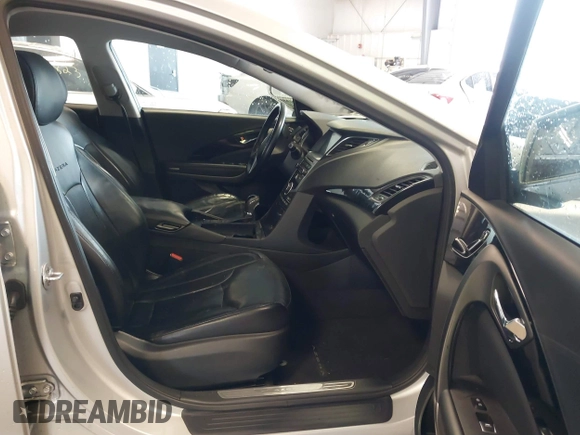 2017 Hyundai Azera with VIN KMHFG4JG7HA572726, listed as a IAAI auction lot 39691285 with 100,092 mi miles and . Bid and sale history available at DreamBid. Image 5.