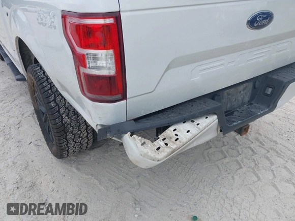 2020 Ford F-150 XL z VIN 1FTEW1EP3LFA05453, wystawiony jako IAAI lot #42644402 z przebiegiem 163 933 mil mil oraz . Historia ofert i sprzedaży dostępna na DreamBid. Obrazek 6.