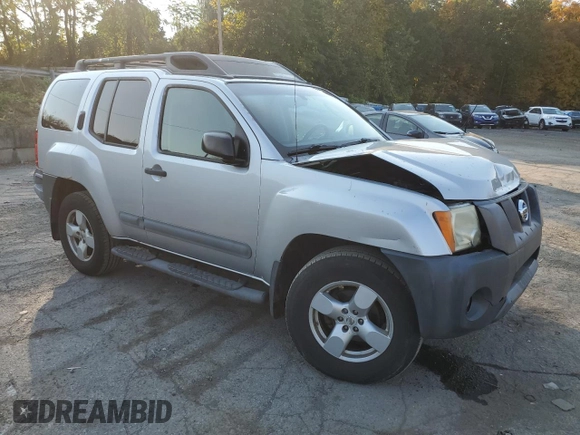 2005 Nissan Xterra SE z VIN 5N1AN08W55C613800, wystawiony jako Copart lot #75808284 z przebiegiem 135 127 mil mil oraz Szkoda całkowita • Salvage title. Historia ofert i sprzedaży dostępna na DreamBid. Obrazek 4.