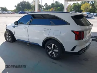 2021 Kia Sorento S with VIN 5XYRL4LC1MG059554, listed as a IAAI auction lot 40827092 with 30,041 mi miles. Bid and sale history available at carsss.com. Image 3.
