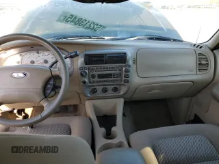 2003 Ford Explorer Sport XLS z VIN 1FMZU70E53UA87810, wystawiony jako Copart lot #52213845 z przebiegiem 145 019 mil mil oraz Szkody całkowita. Historia ofert i sprzedaży dostępna na DreamBid. Obrazek 8.