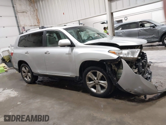2013 Toyota Highlander Limited with VIN 5TDDK3EHXDS175547, listed as a IAAI auction lot 41334864 with 135,049 mi miles and . Bid and sale history available at DreamBid. Image 14.