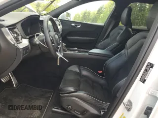 2019 Volvo XC60 R-Design z VIN LYVA22RMXKB234121, wystawiony jako Copart lot #57457405 z przebiegiem 93 792 mil mil oraz Szkoda całkowita • Salvage title. Historia ofert i sprzedaży dostępna na DreamBid. Obrazek 7.
