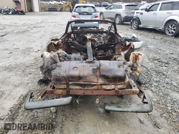 1969 Chevrolet Corvette с VIN 194679S722468, выставлен на аукционе Copart как лот 81743204 с пробегом Не указан миль и Списание • Salvage title. История ставок и продаж доступна на DreamBid. Изображение 6.