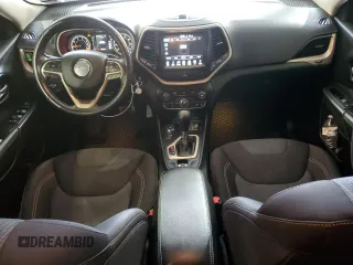 2015 Jeep Cherokee Latitude z VIN 1C4PJMCB1FW630468, wystawiony jako Copart lot #53066305 z przebiegiem 103 260 mil mil oraz Szkoda całkowita • Salvage title. Historia ofert i sprzedaży dostępna na DreamBid. Obrazek 8.