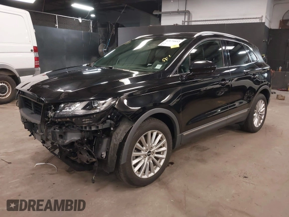 2019 Lincoln MKC Standard with VIN 5LMCJ1D95KUL17768, listed as a IAAI auction lot 42171032 with 24,578 mi miles. Bid and sale history available at carsss.com. Image 19.