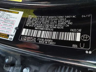 2018 Toyota C-HR XLE with VIN NMTKHMBX1JR014246, listed as a IAAI auction lot 41664738 with 83,702 mi miles. Bid and sale history available at carsss.com. Image 9.