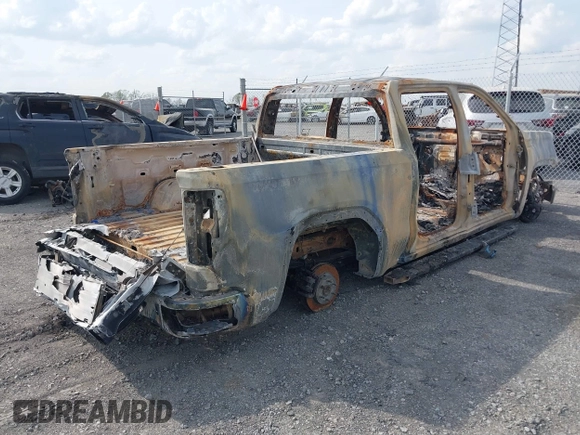 2020 GMC Sierra 1500 SLT z VIN 3GTU9DET0LG283033, wystawiony jako IAAI lot #41887798 z przebiegiem Nie podano mil oraz . Historia ofert i sprzedaży dostępna na DreamBid. Obrazek 4.