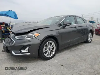 2020 Ford Fusion Titanium with VIN 3FA6P0SU4LR132467, listed as a Copart auction lot 58848425 with 39,823 mi miles and Salvage title. Bid and sale history available at DreamBid. Image 1.