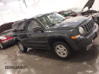 2015 Jeep Patriot Altitude with VIN 1C4NJRBBXFD102560, listed as a IAAI auction lot 42260925 with 183,056 mi miles and . Bid and sale history available at DreamBid. Image 13.