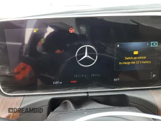 2023 Mercedes-Benz C 300 z VIN W1KAF4GB3PR148334, wystawiony jako Copart lot #82190113 z przebiegiem 1 833 mil mil oraz . Historia ofert i sprzedaży dostępna na DreamBid. Obrazek 9.