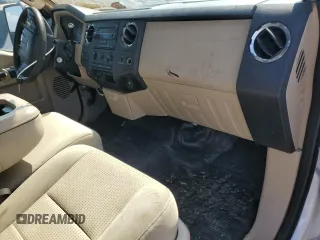 2008 Ford F-350 z VIN 1FTSF31R18EE09452, wystawiony jako Copart lot #66948814 z przebiegiem Nie podano mil oraz Szkoda całkowita • Salvage title. Historia ofert i sprzedaży dostępna na DreamBid. Obrazek 8.