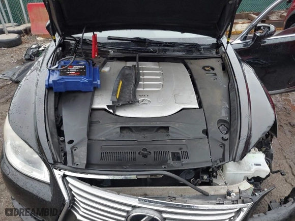 2013 Lexus LS 460 L with VIN JTHDL5EF4D5005941, listed as a IAAI auction lot 41462154 with 144,937 mi miles. Bid and sale history available at carsss.com. Image 10.