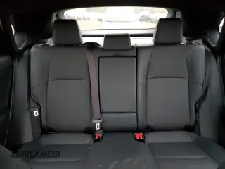 2023 Toyota bZ4X XLE z VIN JTMABACA1PA037703, wystawiony jako Copart lot #39743144 z przebiegiem 1 801 mil mil oraz . Historia ofert i sprzedaży dostępna na DreamBid. Obrazek 10.