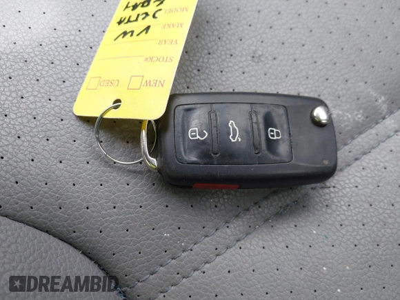 2014 Volkswagen Jetta Hybrid SE с VIN 3VW637AJ9EM284943, выставлен на аукционе IAAI как лот 42567020 с пробегом 164 928 миль миль и . История ставок и продаж доступна на DreamBid. Изображение 11.