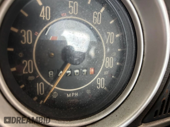 1971 Volkswagen Beetle with VIN 1112225516, listed as a Copart auction lot 64374845 with 84,201 mi miles and Salvage title. Bid and sale history available at DreamBid. Image 8.