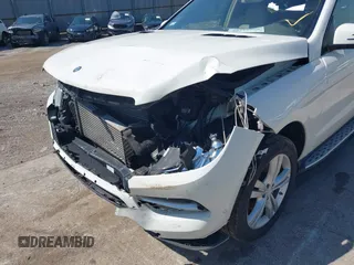2013 Mercedes-Benz M 350 with VIN 4JGDA2EB0DA201610, listed as a IAAI auction lot 42123259 with 188,416 mi miles and . Bid and sale history available at carsss.com. Image 6.