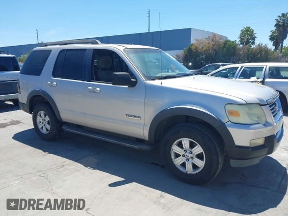 2007 Ford Explorer XLT с VIN 1FMEU63E87UA34237, выставлен на аукционе IAAI как лот 42232474 с пробегом 205 124 миль миль и . История ставок и продаж доступна на DreamBid. Изображение 1.