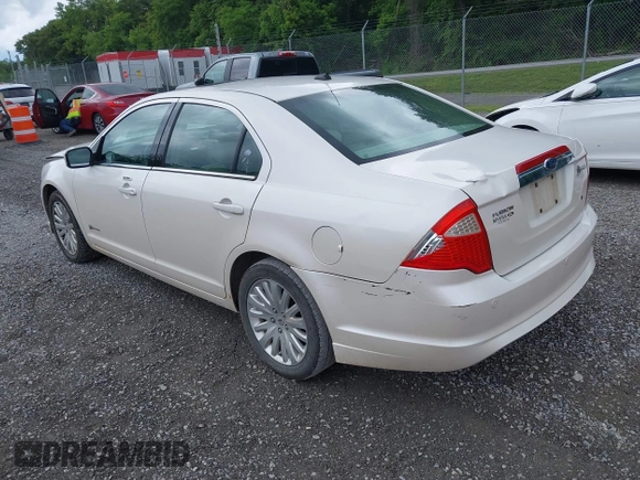 2010 Ford Fusion Hybrid with VIN 3FADP0L30AR200029, listed as a IAAI auction lot 42394846 with 192,634 mi miles and . Bid and sale history available at DreamBid. Image 3.