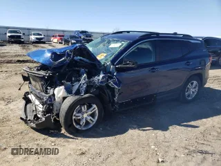 2022 GMC Terrain SLE z VIN 3GKALMEV4NL304406, wystawiony jako Copart lot #47955155 z przebiegiem Nie podano mil oraz Szkoda całkowita • Salvage title. Historia ofert i sprzedaży dostępna na DreamBid. Obrazek 1.