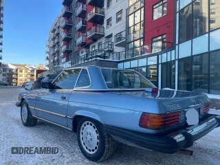 1986 Mercedes-Benz 560 SL with VIN WDBBA48D7GA050661, listed as a Copart auction lot 44859025 with 92,900 mi miles and Clean Title. Bid and sale history available at DreamBid. Image 3.