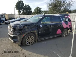 2021 Chevrolet Suburban Premier with VIN 1GNSKFKD0MR492754, listed as a Copart auction lot 44256615 with 141,576 mi miles and Salvage title. Bid and sale history available at DreamBid. Image 1.
