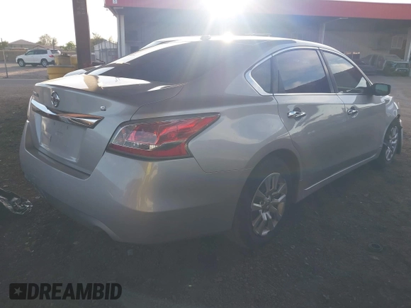 2015 Nissan Altima SL with VIN 1N4AL3AP1FC412885, listed as a IAAI auction lot 42175168 with 101,066 mi miles and . Bid and sale history available at DreamBid. Image 4.