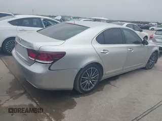 2013 Lexus LS 460 z VIN JTHCL5EF7D5017562, wystawiony jako IAAI lot #41740892 z przebiegiem 165 561 mil mil oraz . Historia ofert i sprzedaży dostępna na DreamBid. Obrazek 4.