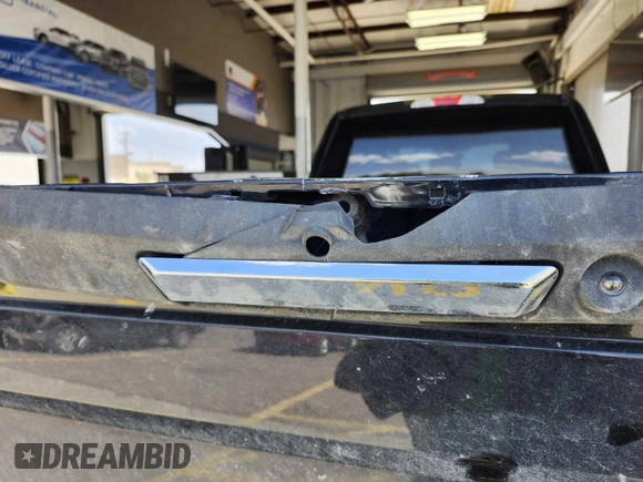 2019 Ford F-250 XL с VIN 1FT7W2BT6KED86588, выставлен на аукционе IAAI как лот 42781927 с пробегом 239 312 миль миль и . История ставок и продаж доступна на DreamBid. Изображение 16.