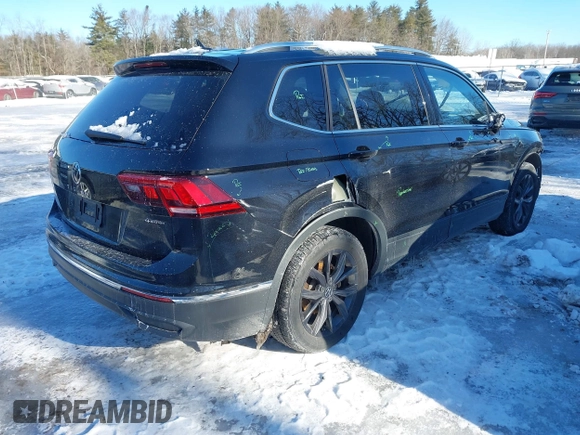 2022 Volkswagen Tiguan SE z VIN 3VV2B7AX4NM036657, wystawiony jako IAAI lot #41591503 z przebiegiem 45 416 mil mil oraz . Historia ofert i sprzedaży dostępna na DreamBid. Obrazek 4.
