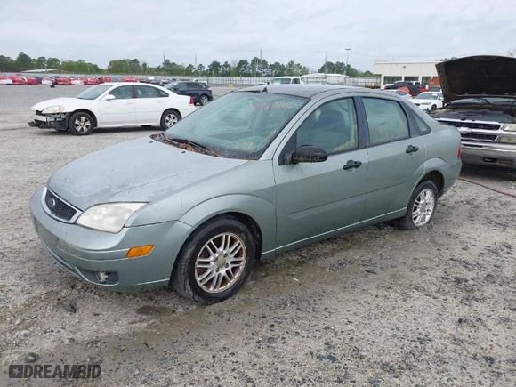 2005 Ford Focus S with VIN 1FAFP34NX5W189537, listed as a IAAI auction lot 41927896 with 1 mi miles. Bid and sale history available at carsss.com. Image 2.