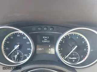 2012 Mercedes-Benz R-Class R 350 with VIN 4JGCB5HEXCA146176, listed as a IAAI auction lot 41442159 with 120,922 mi miles. Bid and sale history available at carsss.com. Image 7.